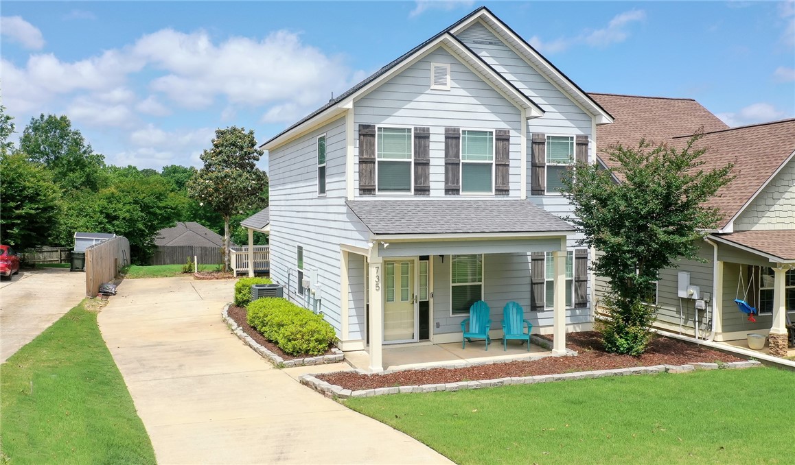 735 Hunter Court