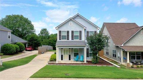 735 Hunter Court Auburn AL 36832