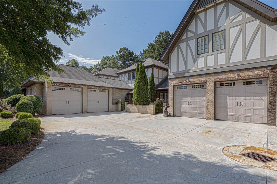 1794 COVINGTON Ridge 402