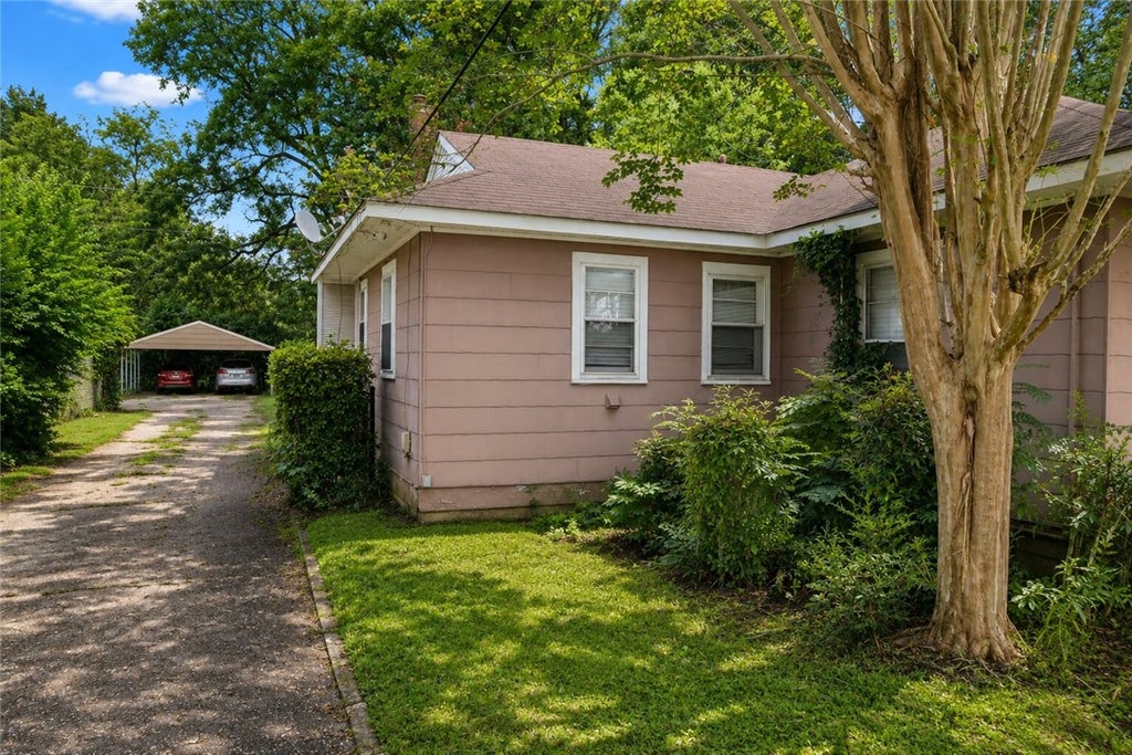 Photo of 105 AUSTIN Lane, Wetumpka, AL 36092 (MLS # 181964)