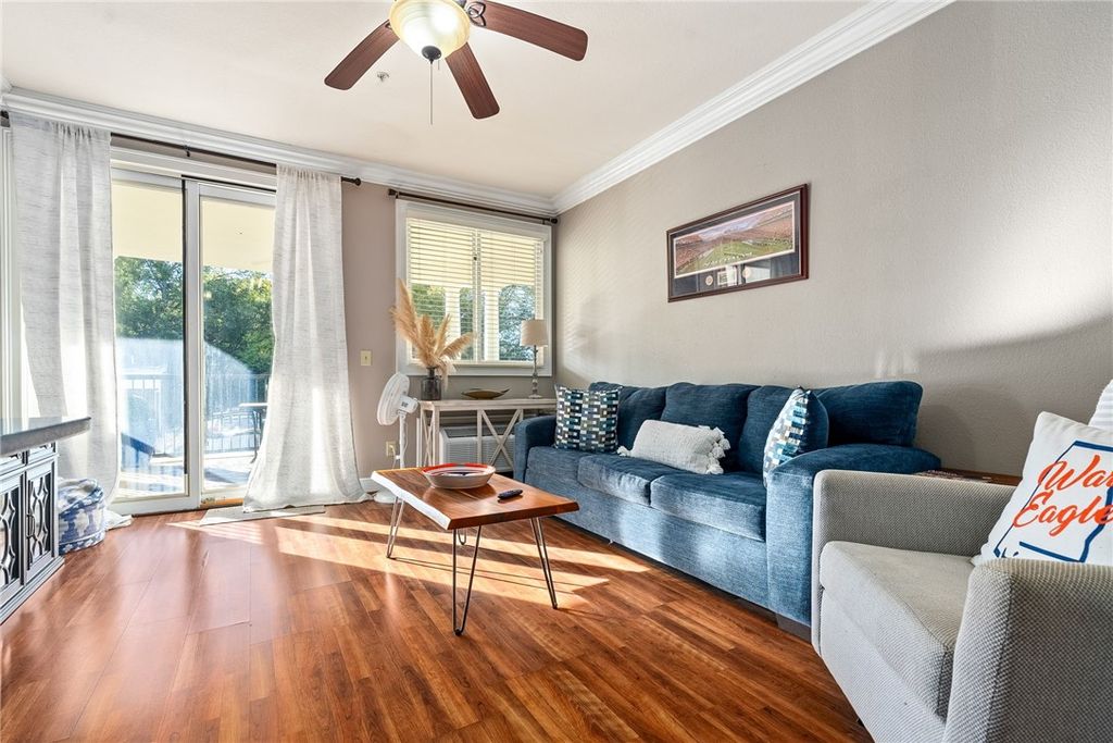 Photo of 430 W GLENN Avenue #103, Auburn, AL 36830 (MLS # 177410)