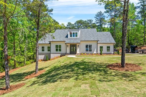 Photo of 2178 ROXANNA Court, Auburn, AL 36879 (MLS # 179943)