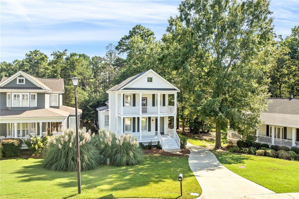 Photo of 140 CAROLINA Court, Auburn, AL 36830 (MLS # 182286)