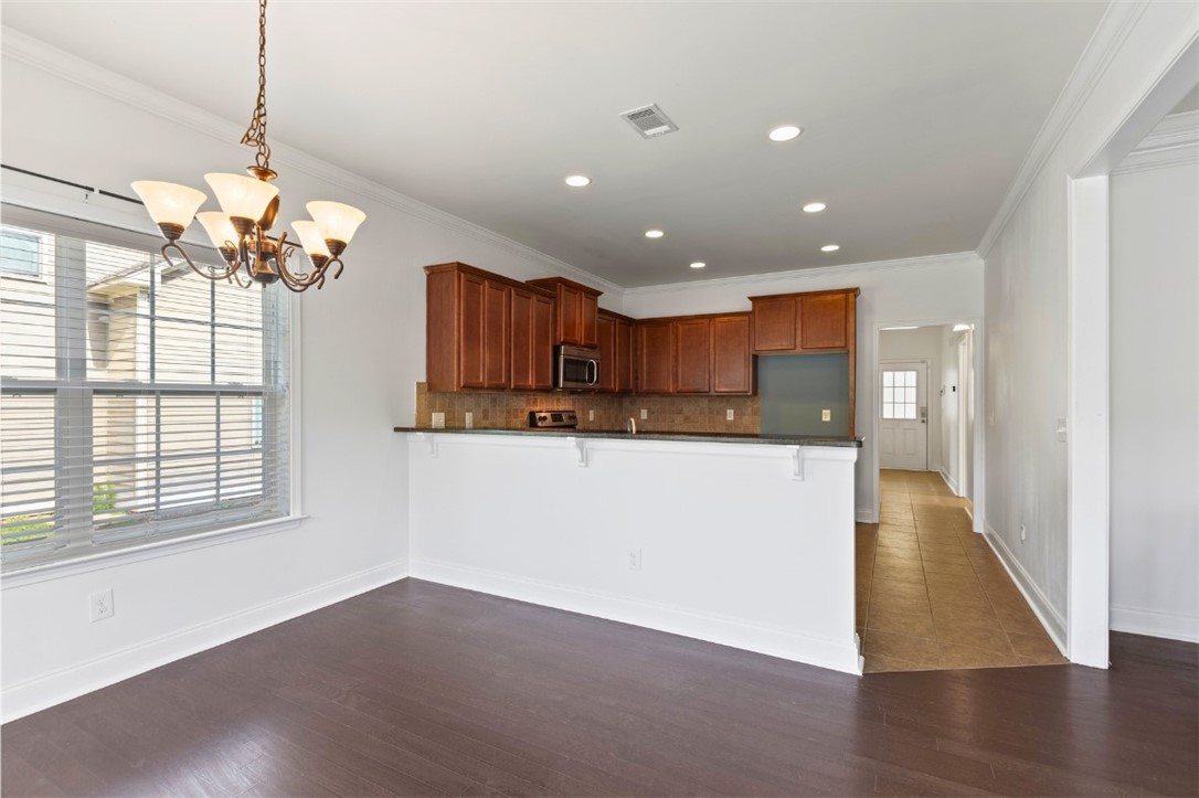 2514 CHURCHILL Circle