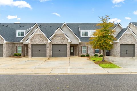 Photo of 1397 NEW ARBOR Trace, Auburn, AL 36830 (MLS # 180002)