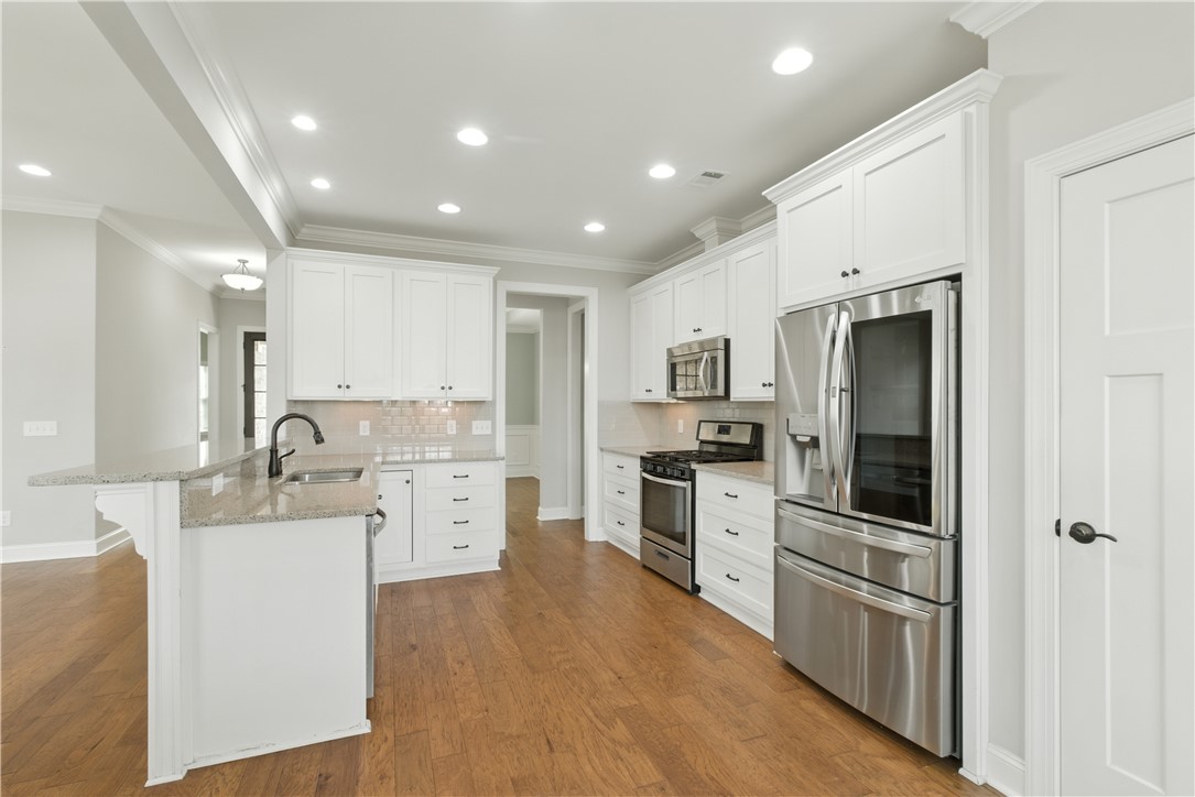 Opelika, Alabama 36801, United States, 3 Bedrooms Bedrooms, ,2 BathroomsBathrooms,Residential,Active,204965