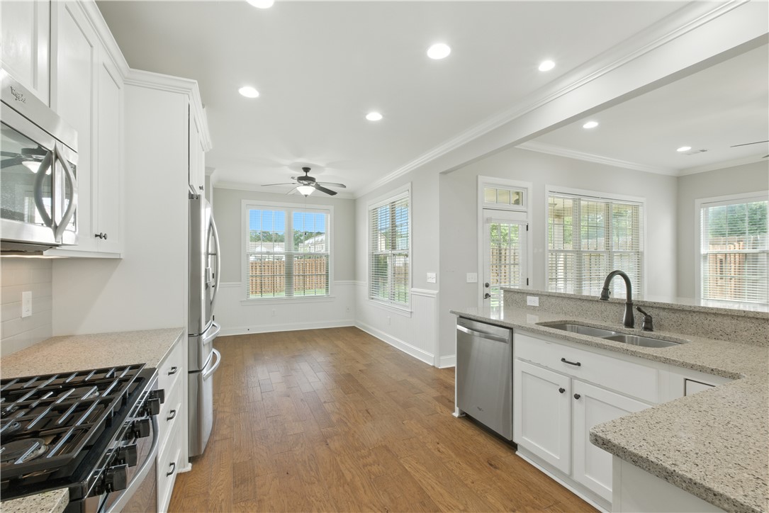 Opelika, Alabama 36801, United States, 3 Bedrooms Bedrooms, ,2 BathroomsBathrooms,Residential,Active,204965