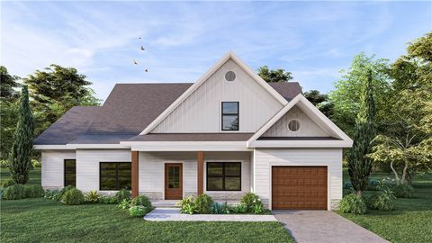 1304 CENTERPORT Road Dadeville AL 36853