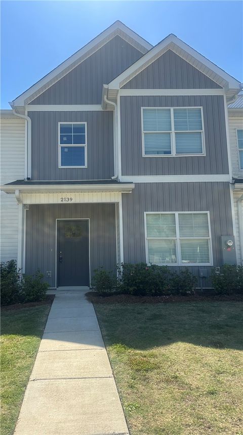 Photo of 2139 COBBLESTONE Drive #4, Opelika, AL 36804 (MLS # 180188)