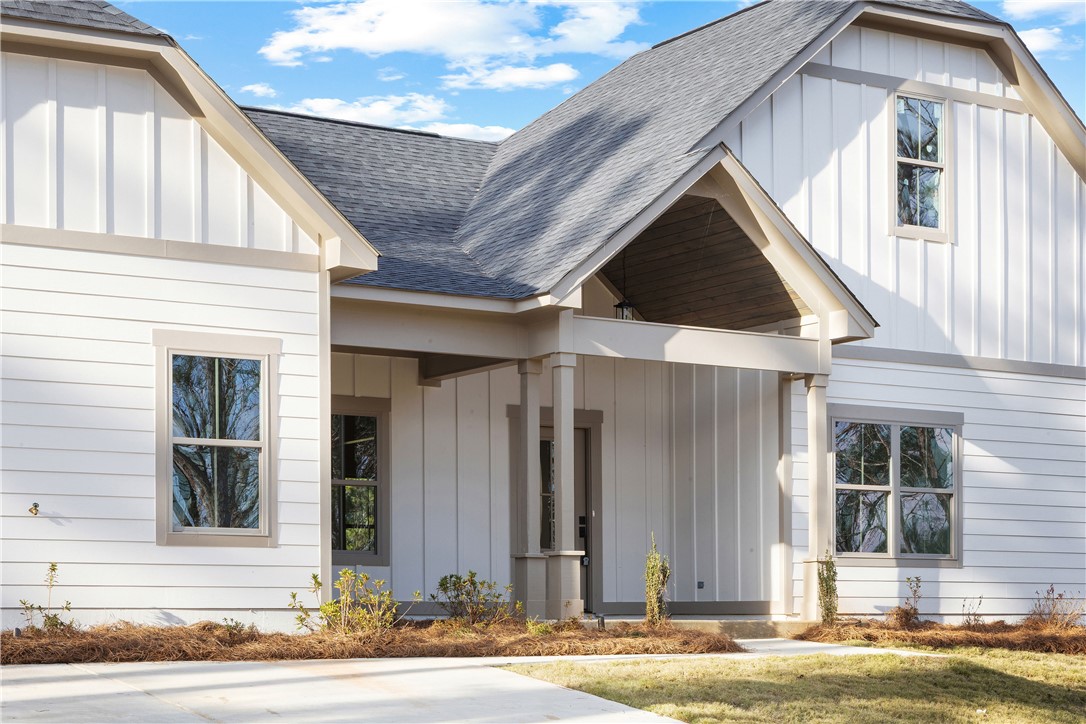 1043 LEE ROAD 315
