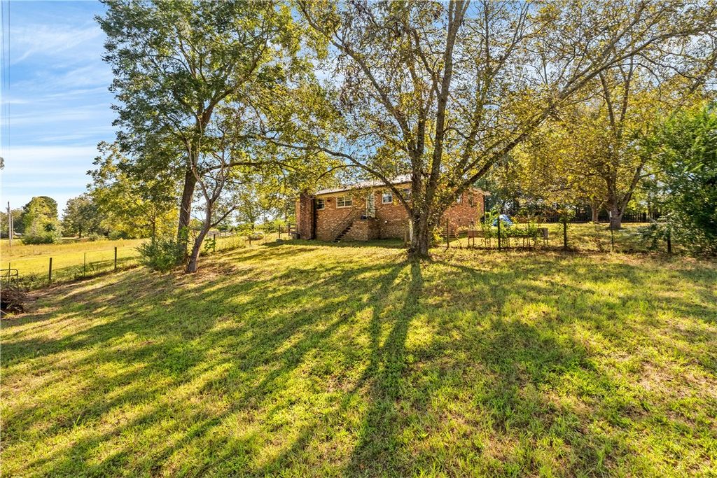 Photo of 5514 COUNTY ROAD 114, Lafayette, AL 36862 (MLS # 176966)