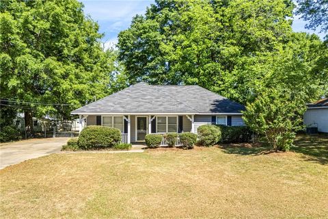 Photo of 128 LEE ROAD 918, Phenix City, AL 36870 (MLS # 179995)