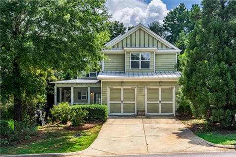 Photo of 1450 REYNOLDS Drive, Auburn, AL 36830 (MLS # 181518)