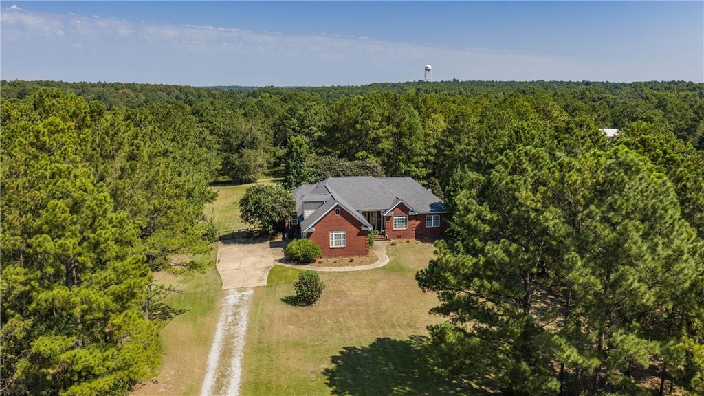 Photo of 31 LEE ROAD 2127, Opelika, AL 36804 (MLS # 182064)