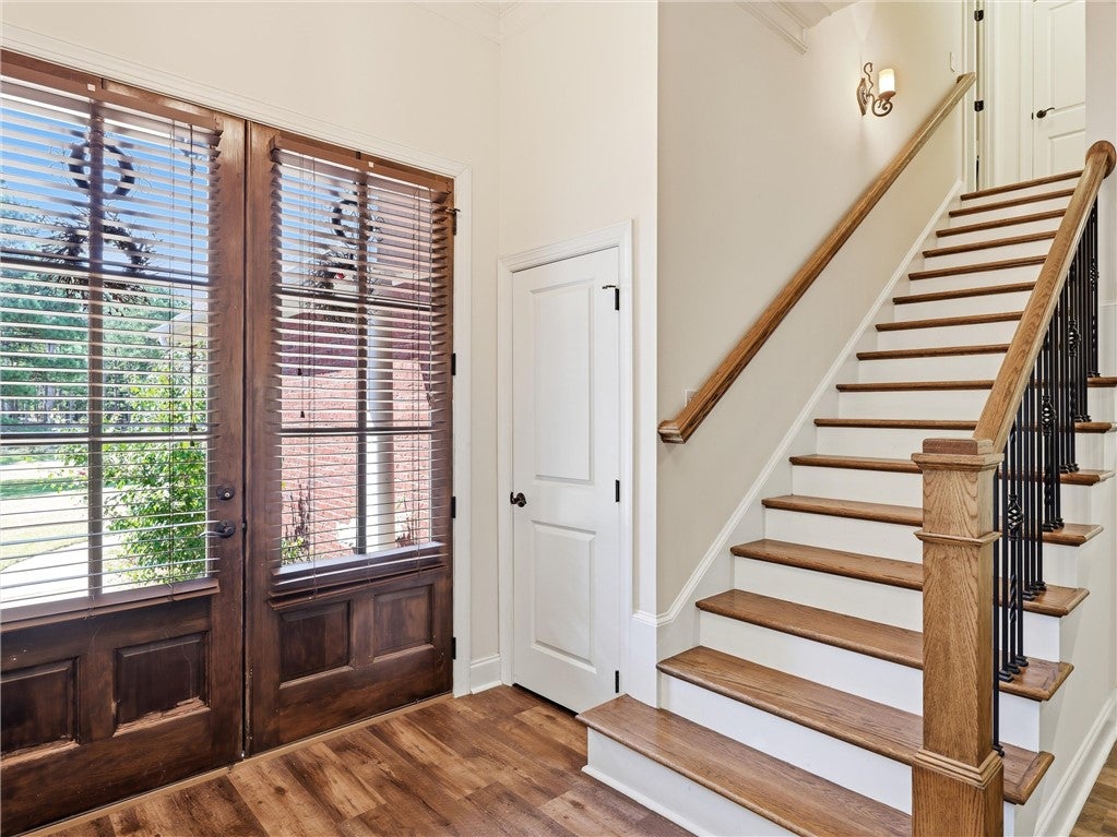 31 LEE ROAD 2127