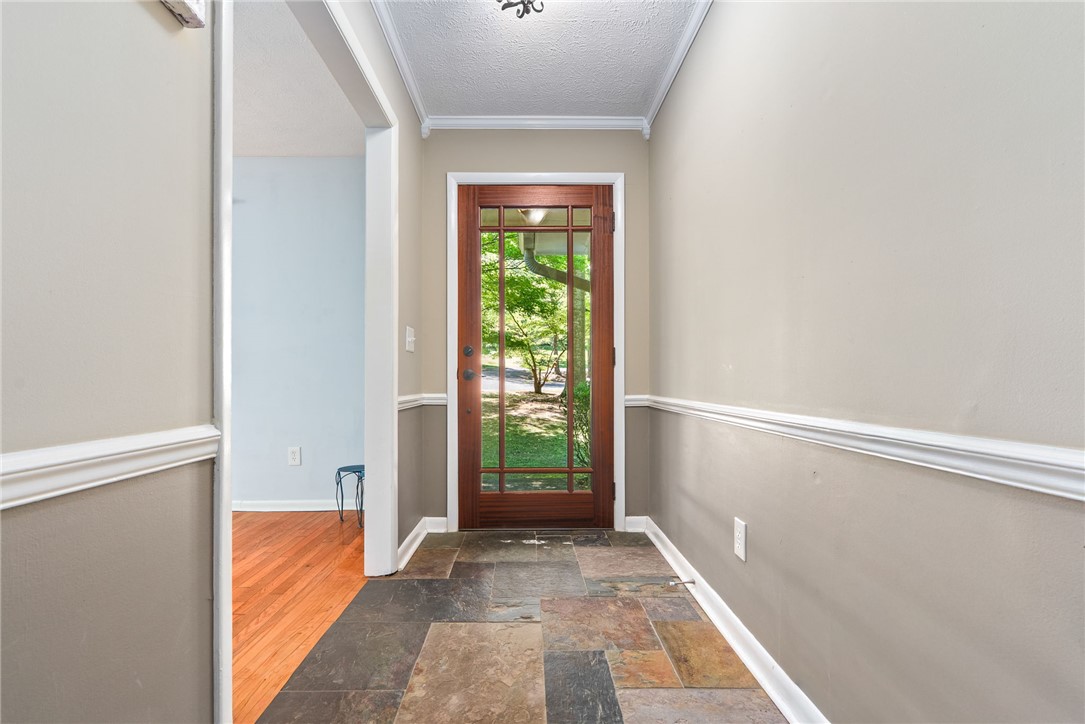 1344 PEACHTREE Circle
