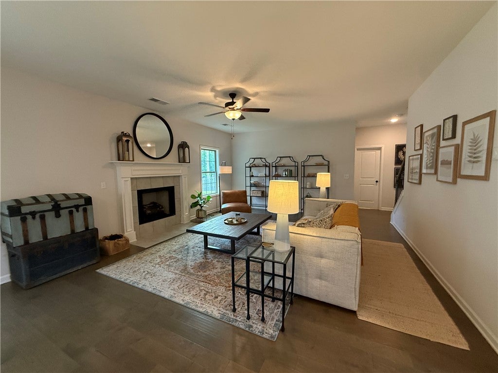 1795 SOLAMERE Court