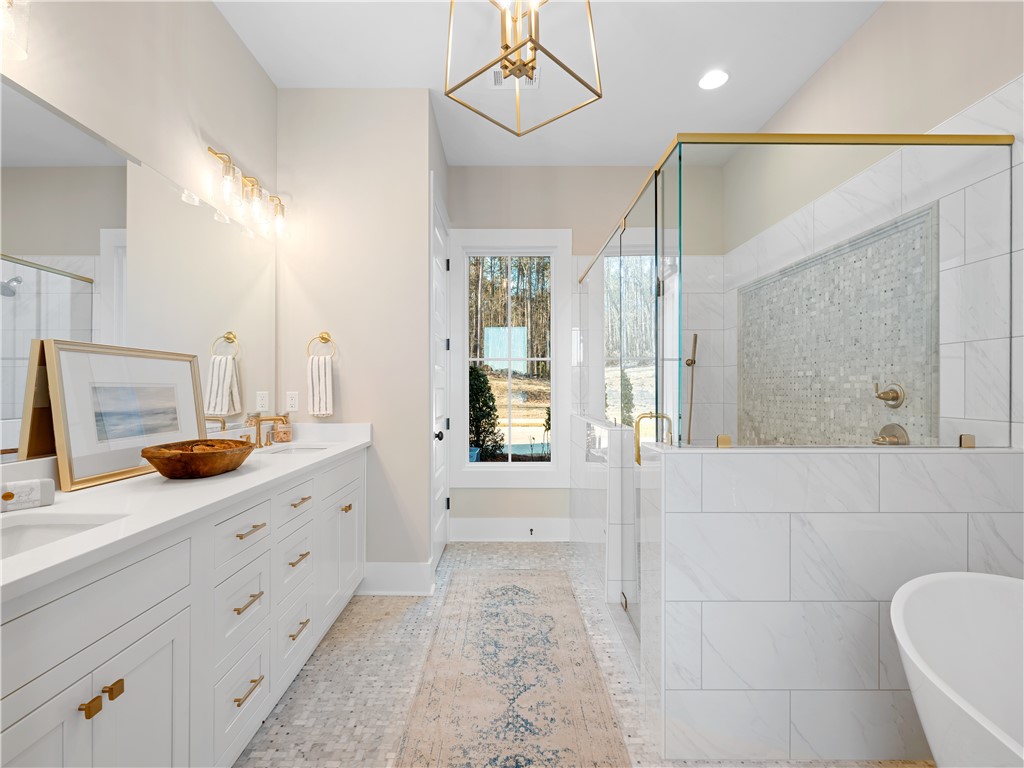 Dadeville, Alabama 36853, United States, 5 Bedrooms Bedrooms, ,5 BathroomsBathrooms,Residential,Active,7292