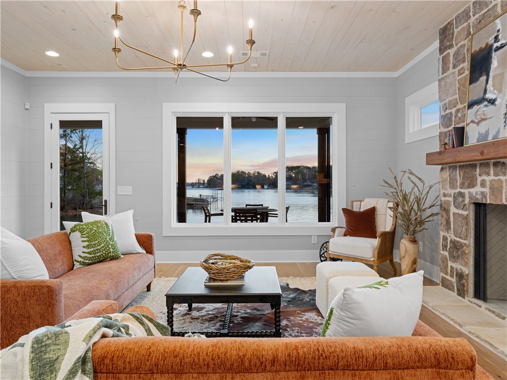 Dadeville, Alabama 36853, United States, 5 Bedrooms Bedrooms, ,5 BathroomsBathrooms,Residential,Active,7292