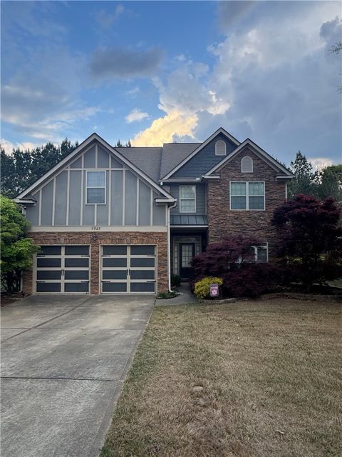 Photo of 2923 MCKINLEY Drive, Opelika, AL 36804 (MLS # 179709)