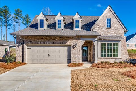 Photo of 2630 RUTLAND Road, Auburn, AL 36832 (MLS # 177109)