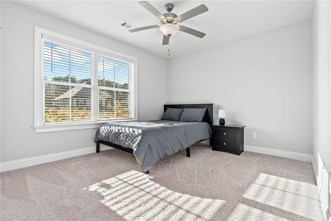 Auburn, Alabama 36830, United States, 3 Bedrooms Bedrooms, ,2 BathroomsBathrooms,Residential,Pending,39713