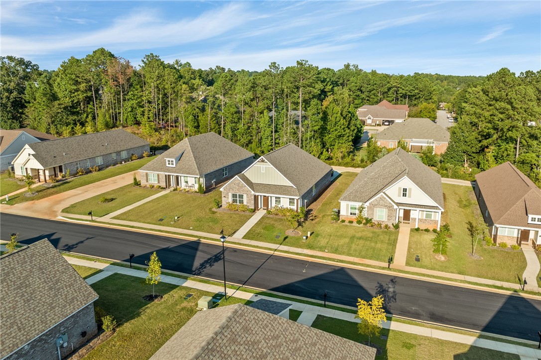 Auburn, Alabama 36830, United States, 3 Bedrooms Bedrooms, ,2 BathroomsBathrooms,Residential,Pending,39713