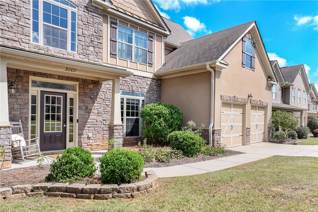 Photo of 3007 MCKINLEY Drive, Opelika, AL 36804 (MLS # 182624)