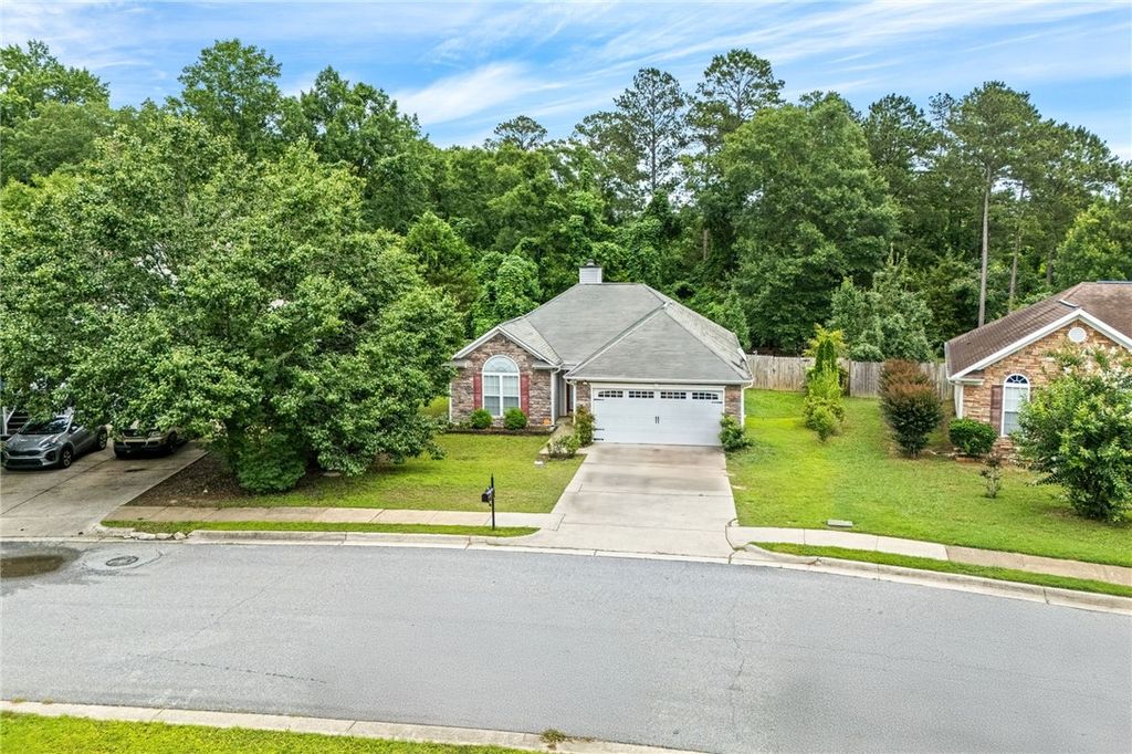 Photo of 4339 LIVE OAK Drive, Auburn, AL 36830 (MLS # 175219)