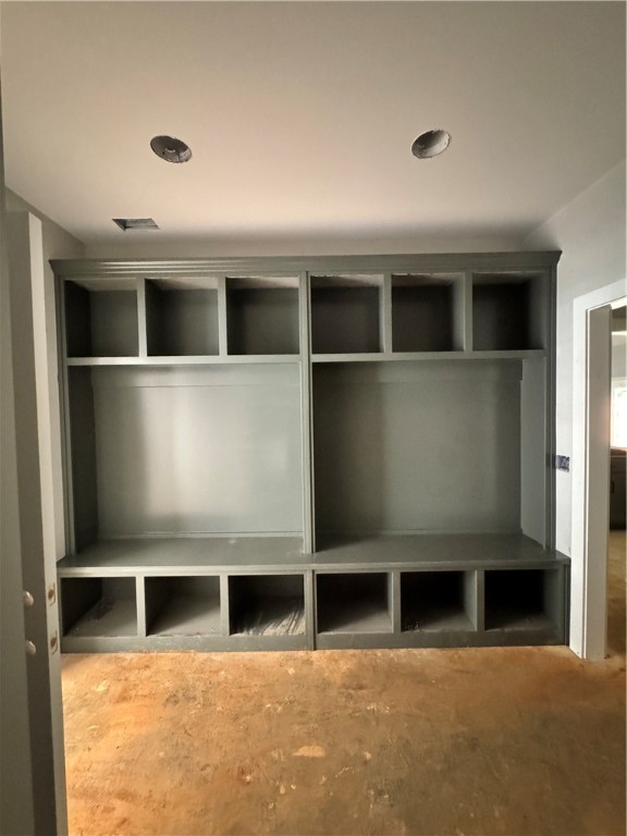 1652 LEE ROAD 183