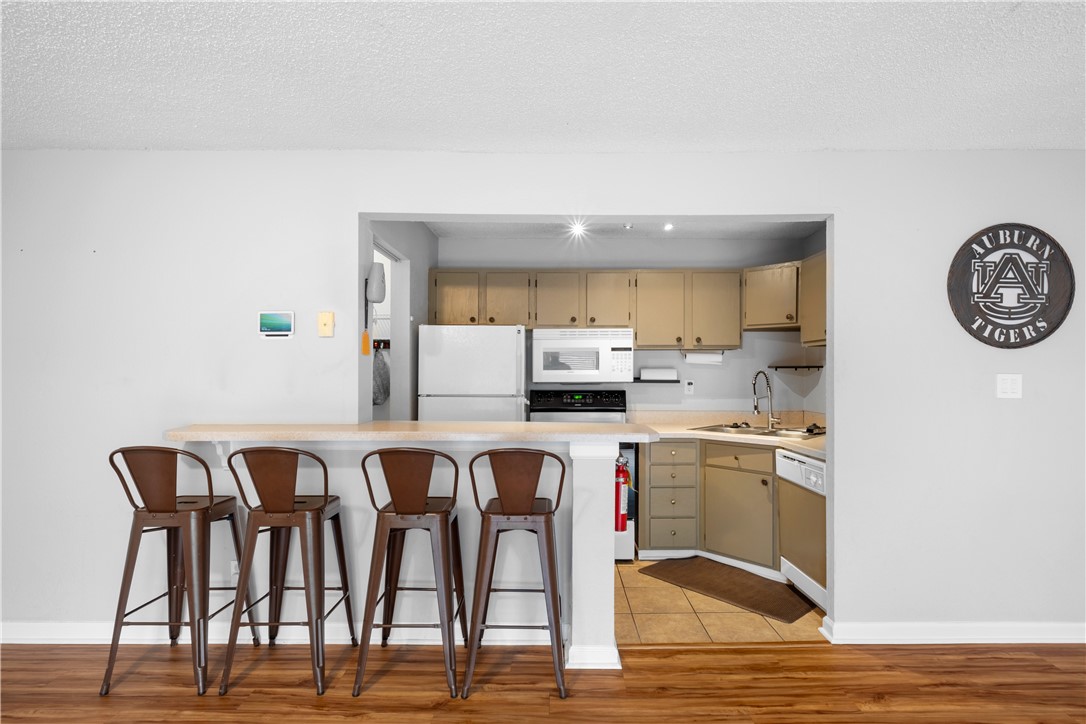 Auburn, Alabama 36830, United States, 4 Bedrooms Bedrooms, ,2 BathroomsBathrooms,Residential,Active,159914