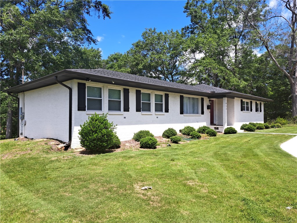 412 HOWARD Road