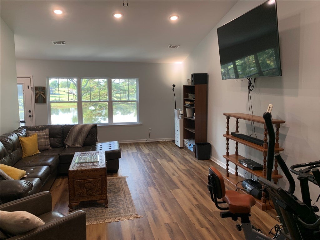 2304 COUNTY ROAD 27