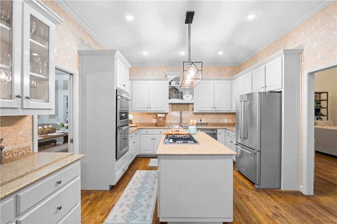 Auburn, Alabama 36830, United States, 4 Bedrooms Bedrooms, ,4 BathroomsBathrooms,Residential,Active,162816