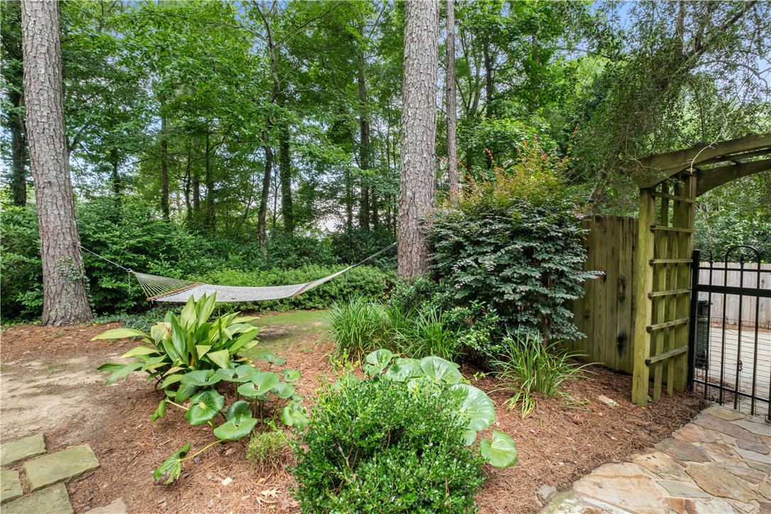 Auburn, Alabama 36830, United States, 4 Bedrooms Bedrooms, ,4 BathroomsBathrooms,Residential,Active,162816