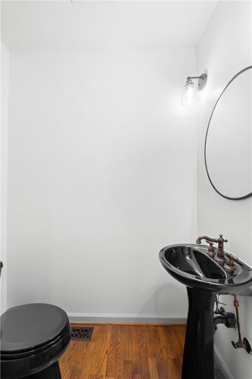 Auburn, Alabama 36830, United States, 4 Bedrooms Bedrooms, ,4 BathroomsBathrooms,Residential,Active,162816