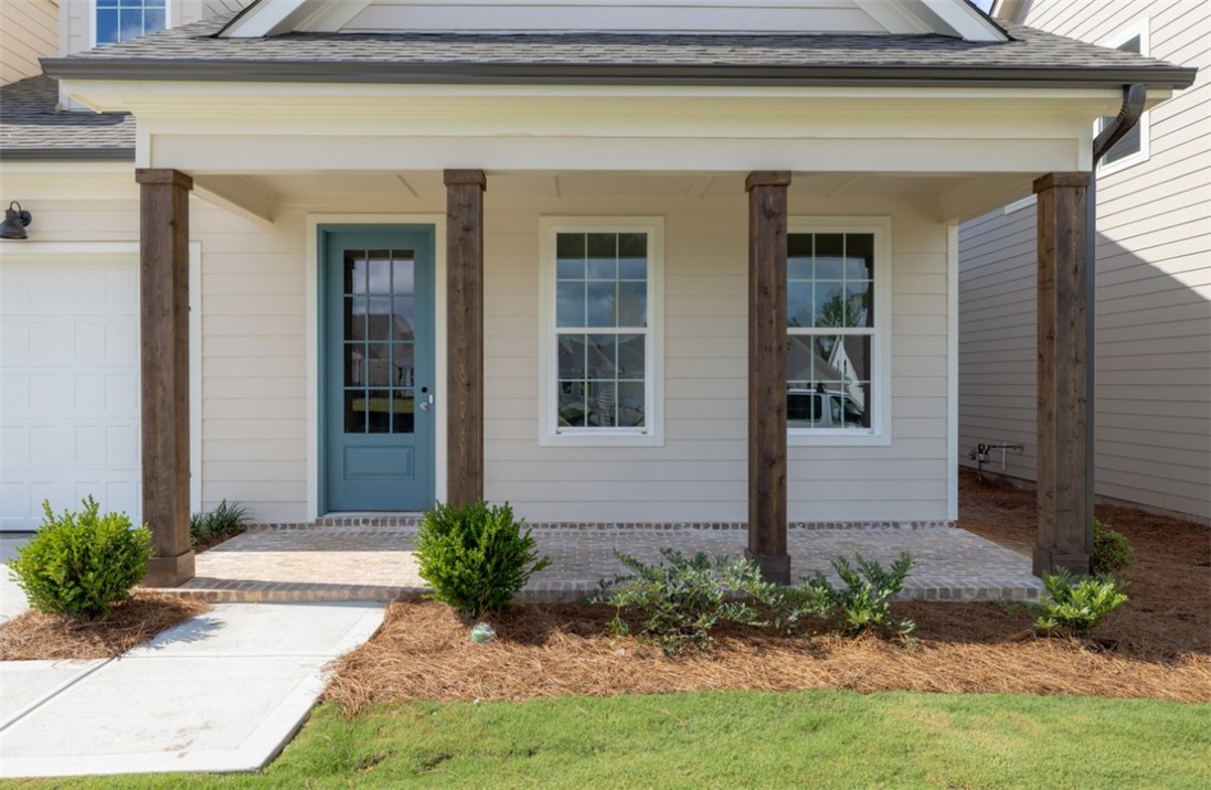 309 TUNDRA SWANN Lane