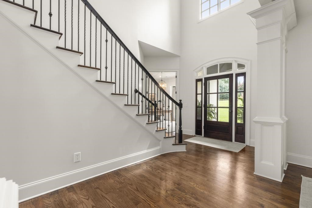 1657 SAINT ANDREWS Lane