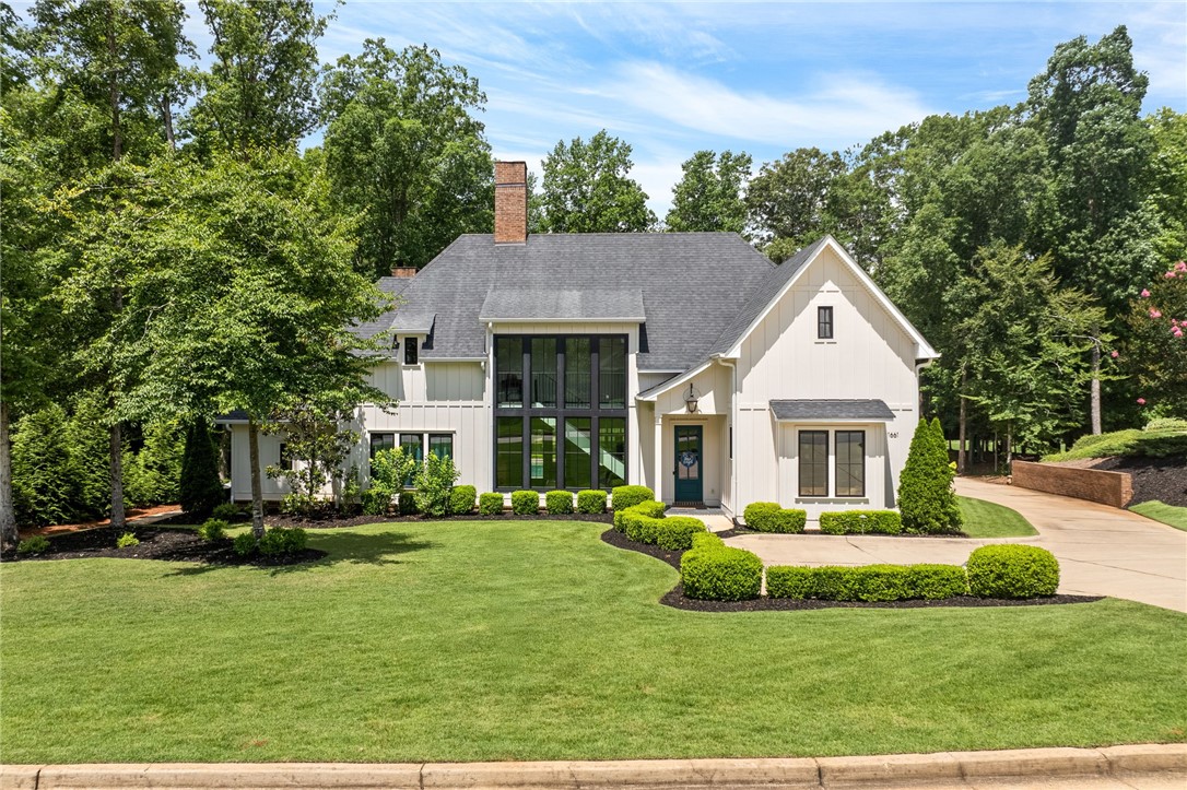 1661 FAIRWAY Drive