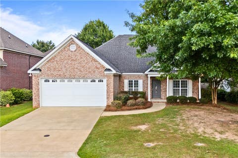 Photo of 1300 TULIP Court, Auburn, AL 36830 (MLS # 181253)