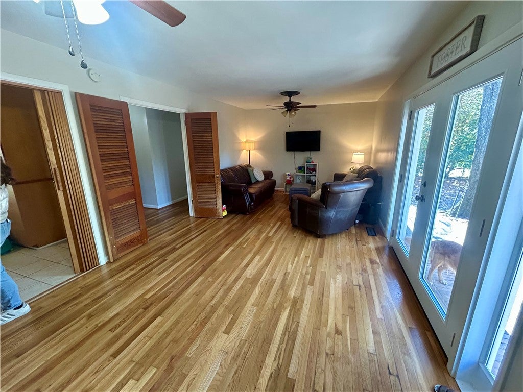 Photo of 744 HOLLON Avenue, Auburn, AL 36830 (MLS # 182565)