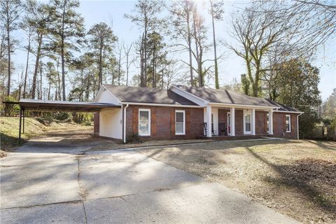 Photo of 4805 POYNER Court, Phenix City, AL 36870 (MLS # 178170)