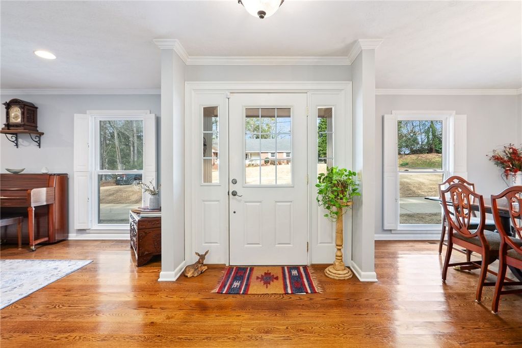 Photo of 1106 W COLLINWOOD Circle, Opelika, AL 36801 (MLS # 177048)