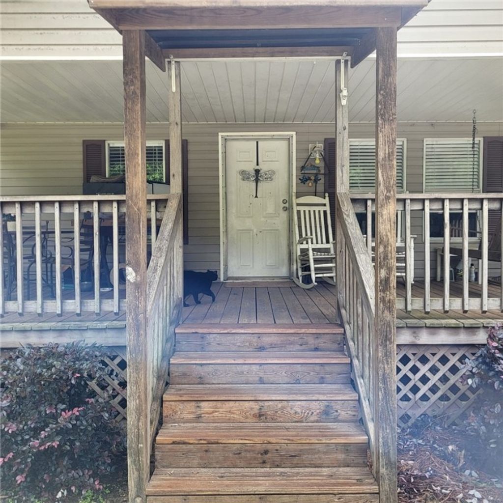 Photo of 2939 34TH Avenue SW, Lanett, AL 36863 (MLS # 175294)