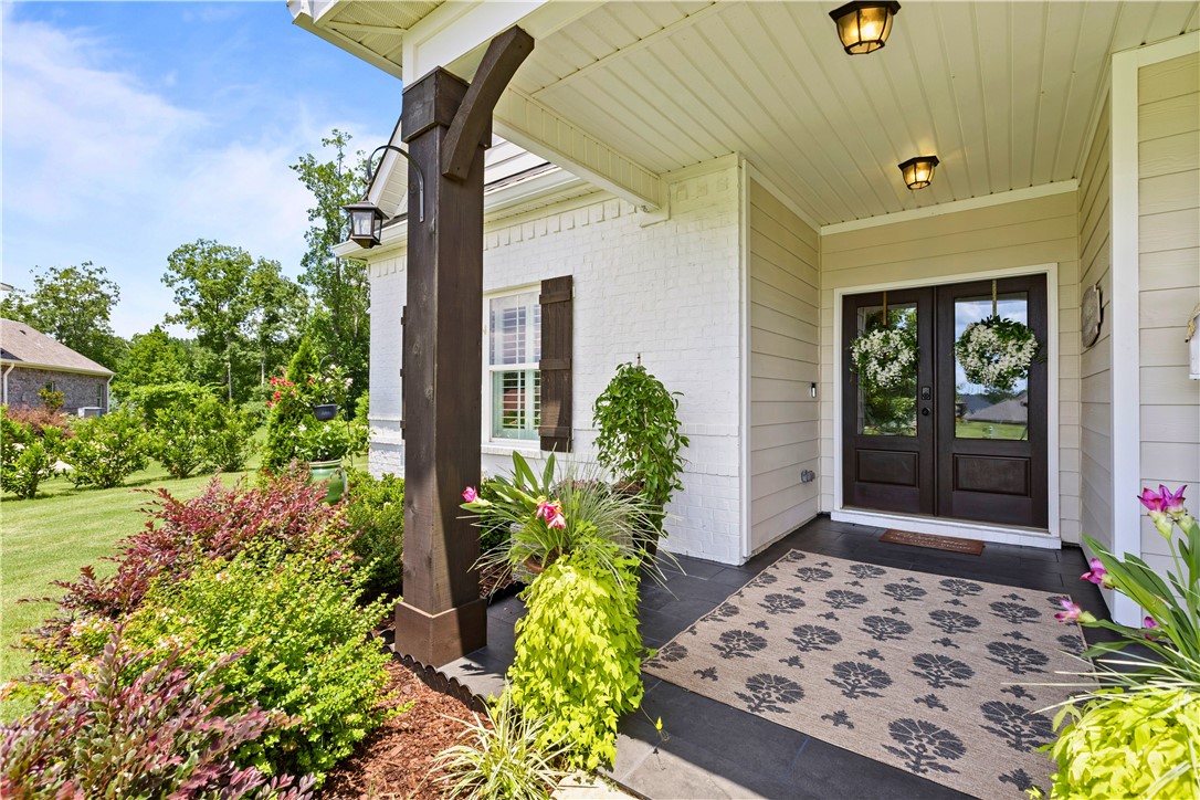 807 LILY Court