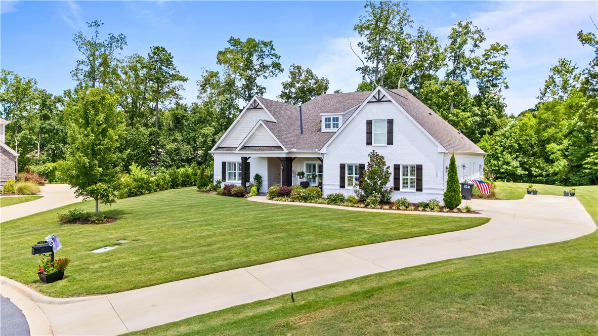 807 LILY Court
