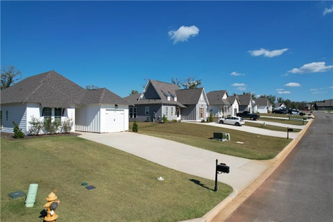 Tiny photo for 2012 CROSSING Court W, Valley, AL 36854 (MLS # 182191)