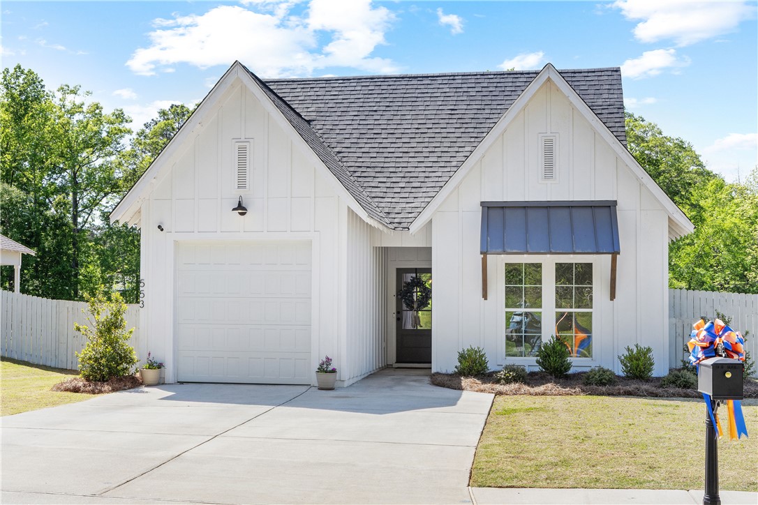553 CEDARBROOK Drive