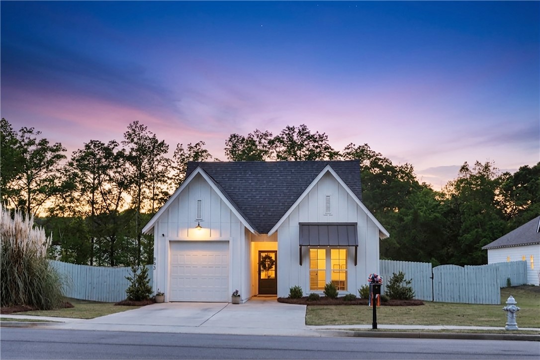 553 CEDARBROOK Drive