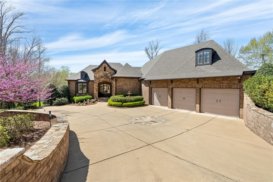 1646 HERON Pointe